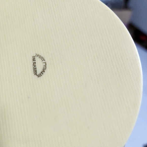 DU BARRY EUC IVORY PYRALIN VANITY SET 10 piece SET FOR DRESSER - Picture 7 of 7